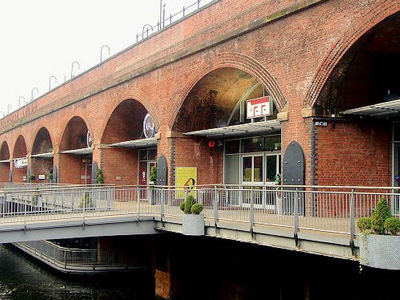 Manchester Bars - Listed by Location Deansgate Locks